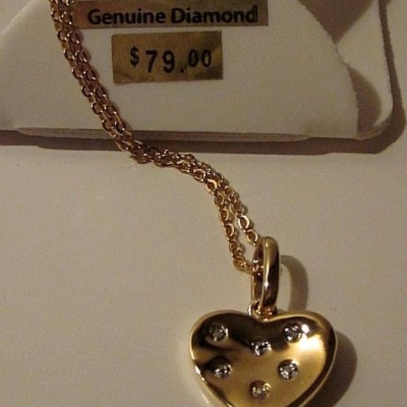 Heart Diamonds Gold Polished Chain Necklace with Leatherate Valentine - Picture 3 of 4